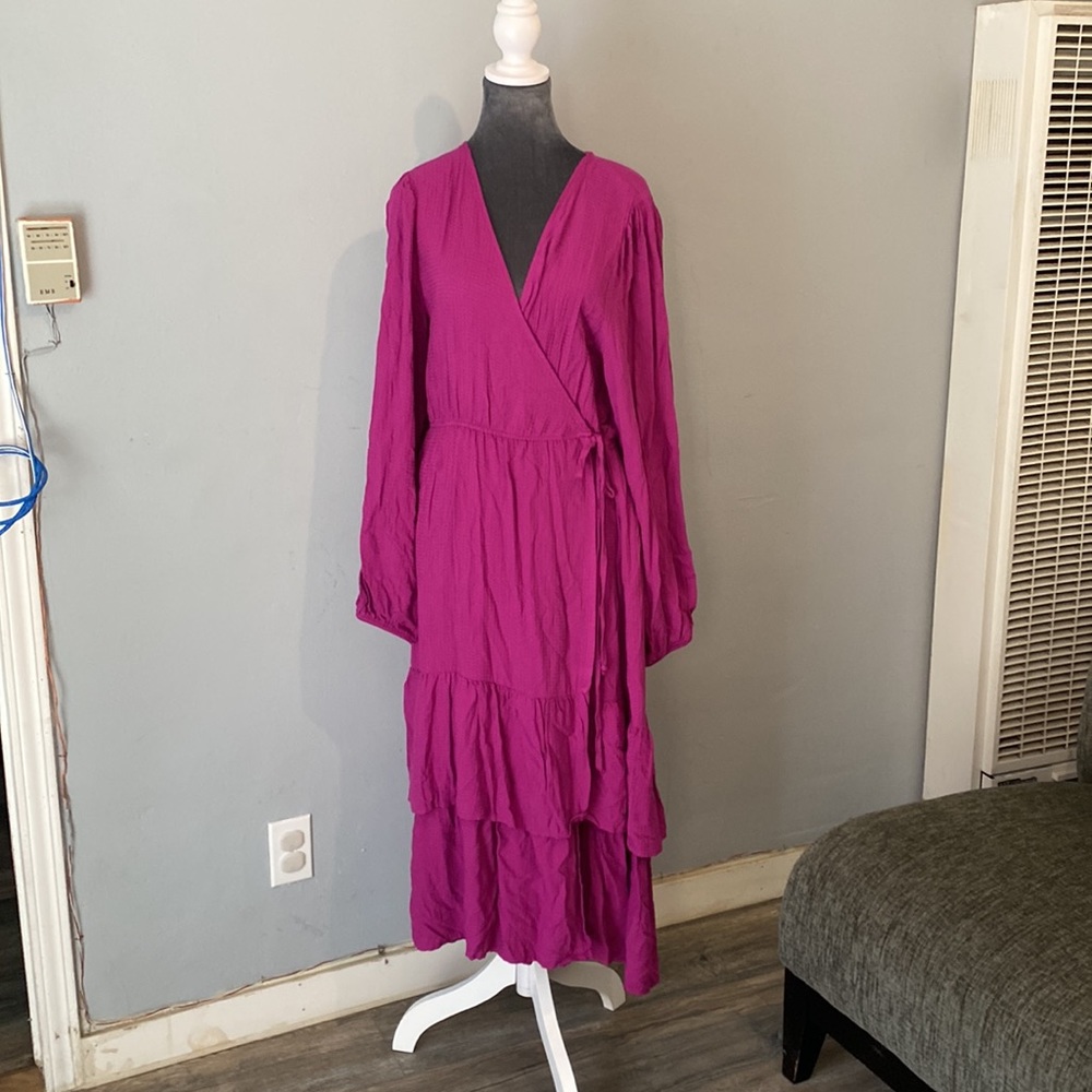 - Fushia long sleeve dress